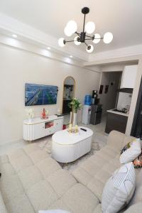 Elegant 1BR kilimani Nairobi free parking Netflix with city views
