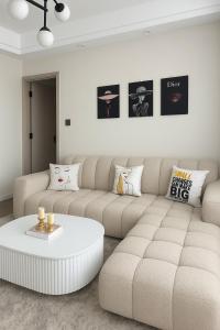 Elegant 1BR kilimani Nairobi free parking Netflix with city views