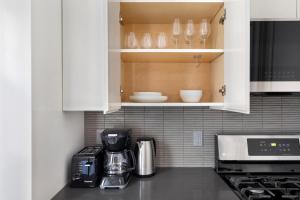 Blueground Lower East Side rooftop nr Tenement Museum NYC-2052