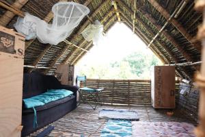 Uyir Together Cafe & Travellers Hostel