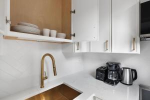 Blueground Lincoln Square view nr Central Park NYC-2065