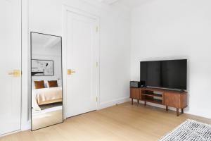 Blueground Lincoln Square view nr Central Park NYC-2065