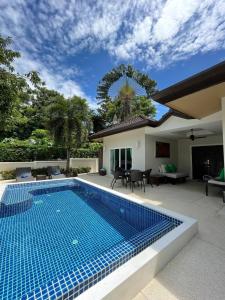 Villa Vie Phuket Rawai 3 Bedrooms