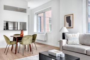 Blueground Lincoln Square fitness center nr Riverside Park NYC-846