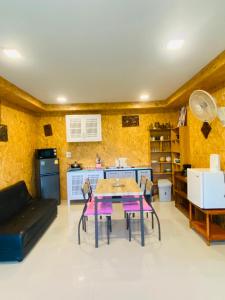 Thawat Villa Boutique Resort