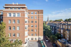 Blueground South Kensington nr museums shops LON-382