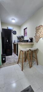 Gilmar Stay, A pasos de la Avenida España