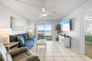 112 - Updated 22 Oceanfront Ground Floor Corner