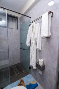 Elegant 1BR kilimani Nairobi free parking Netflix with city views