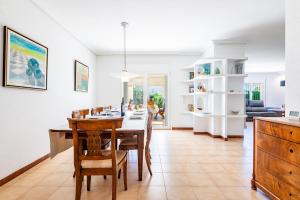 Villa Mario para 8 con piscina privada AA y Wi-Fi.