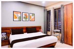 Hotel Daivika Residency Near Vishwanath Temple - 4hvězdičkové hotely ve městě Rāmnagar