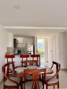 Apartamento moderno cerca de la playa