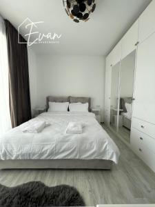 Modern City View Apartment by Evan Apartments