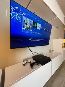 Modern City View Apartment by Evan Apartments