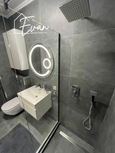 Modern City View Apartment by Evan Apartments