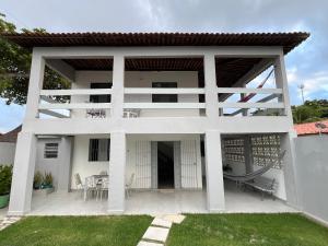Casa em Tamandaré, 3 quartos, 1o andar, 100m do mar - Rua João Cabral de Melo Neto, 3349