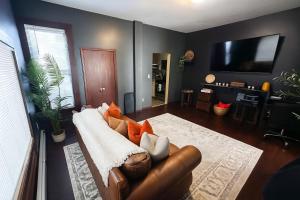 The Sicilian at Elm City Flats