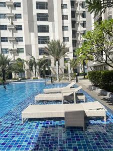 Family Flat Condominium
