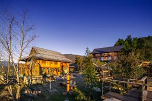 Cloud Valley Háng Đồng