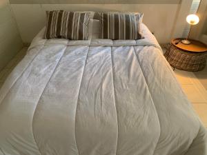 Spacieux studio vue mer sur le port