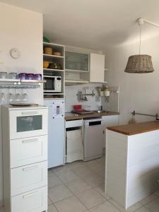 Spacieux studio vue mer sur le port