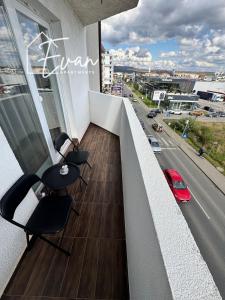 Shopping City Apartment by Evan Apartments