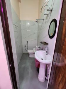 Saha Guest House & Restaurant