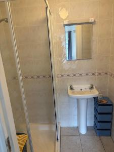 Central stunning sea view 2 bedroom apartment