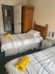 Central stunning sea view 2 bedroom apartment