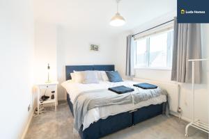 Comfy Home - Close to hospital - Sleeps 7 - wParking