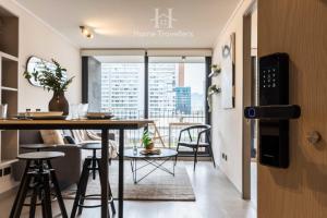 HT Moderno depto con estacionamiento