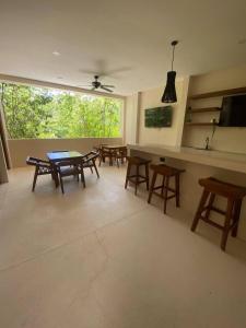 Great 3 bedroom apartment and private pool