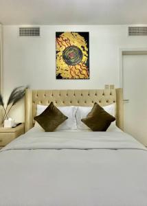 Glam & Family-Friendly 2-BR Duplex in Al Marjan