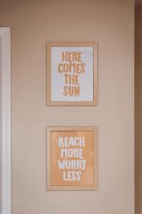 Golden Hour Getaway- Guest Favorite, 2 Min to Beach, Seasonal Pool & Arcade