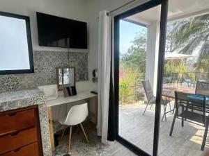 Sunset Villa - Stunning Poolside