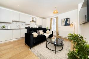 Spacious 2 Floor Flat Sleeps 6 Prime London