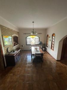 Casa em São Sebastião refúgio do pontal