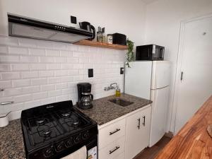 Departamento a 100 mts del mar y zona Guemes