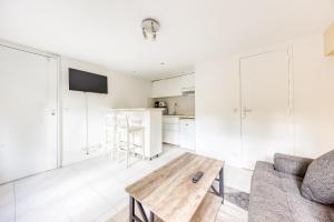 Studio Urbain tout équipé - Face au Métro 2