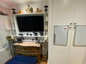 Vintage Shop 2 Bed & 2 Bath room Apa in Central London