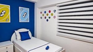 In the middle of Dyrrah