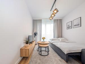 Artemskiej Comfort Apartment by BookingHost