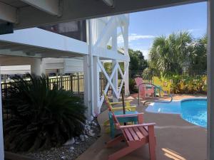 Sardegna- Pool Home On The Canal!