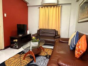 Super Cozy Apartment-Newport Boulevard