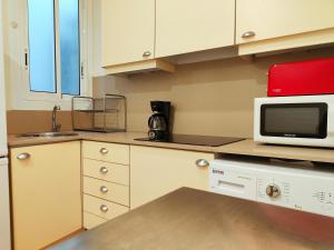 RL Spacious 2-Bed Apt on La Rambla. Wifi Central