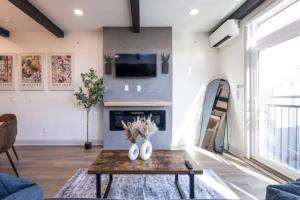 1 BR Across from Fairmount Park -10 mins to DT (D)