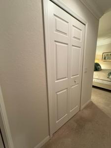 Sunny First-Floor Condo in Bonita National with Golf & Social Membership Ideal 30-Night Stay