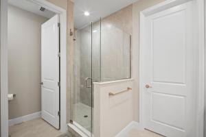 Amazing Decor Seychelles Circle by Sky Run Naples