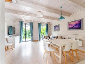 Comfortable holiday homes close to the beach