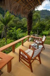 Finca Aveterra, Luxurious Riverside Retreat